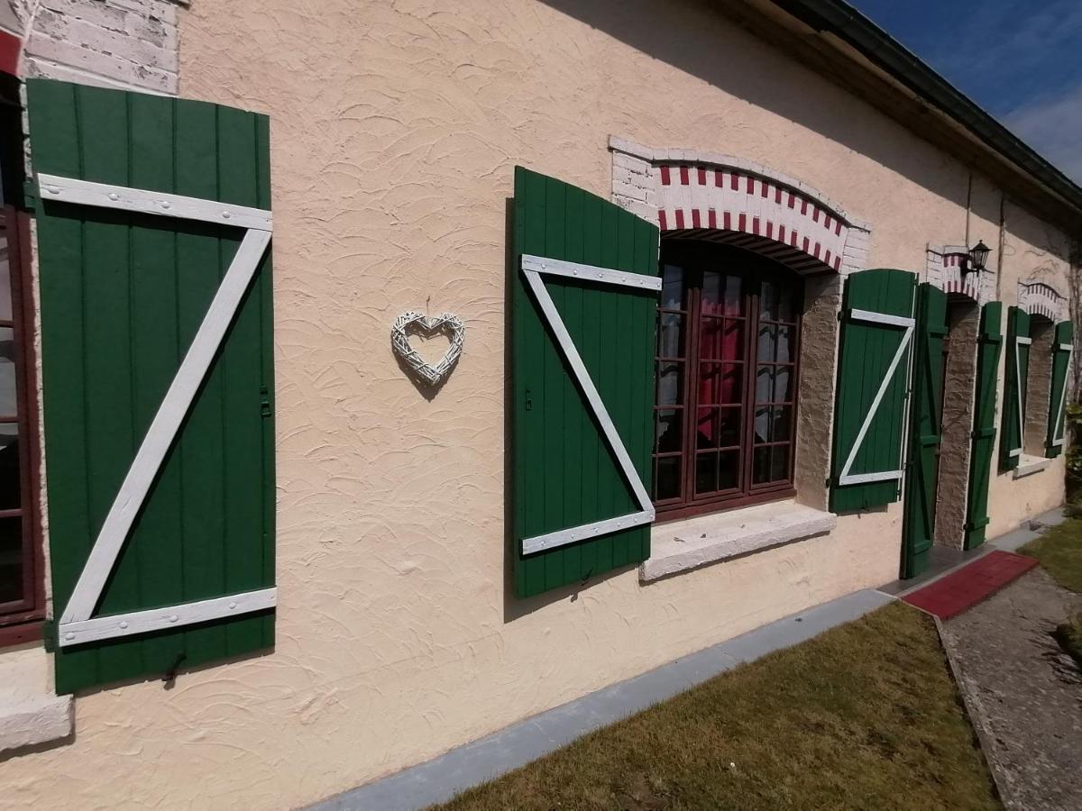 La Cle Des Champs Villa Longueval ภายนอก รูปภาพ